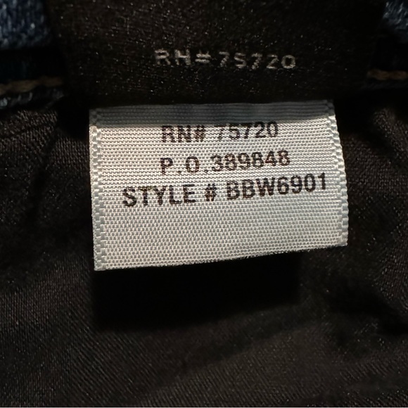 Buckle Black Skinny Jeans size 27 x 32 light wash - Picture 7 of 7